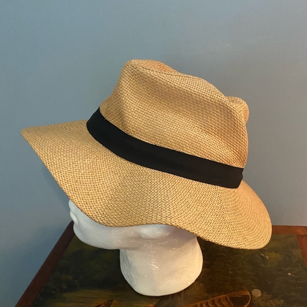 Sowift Branded Beachy Sun Hat - Picture 3 of 5